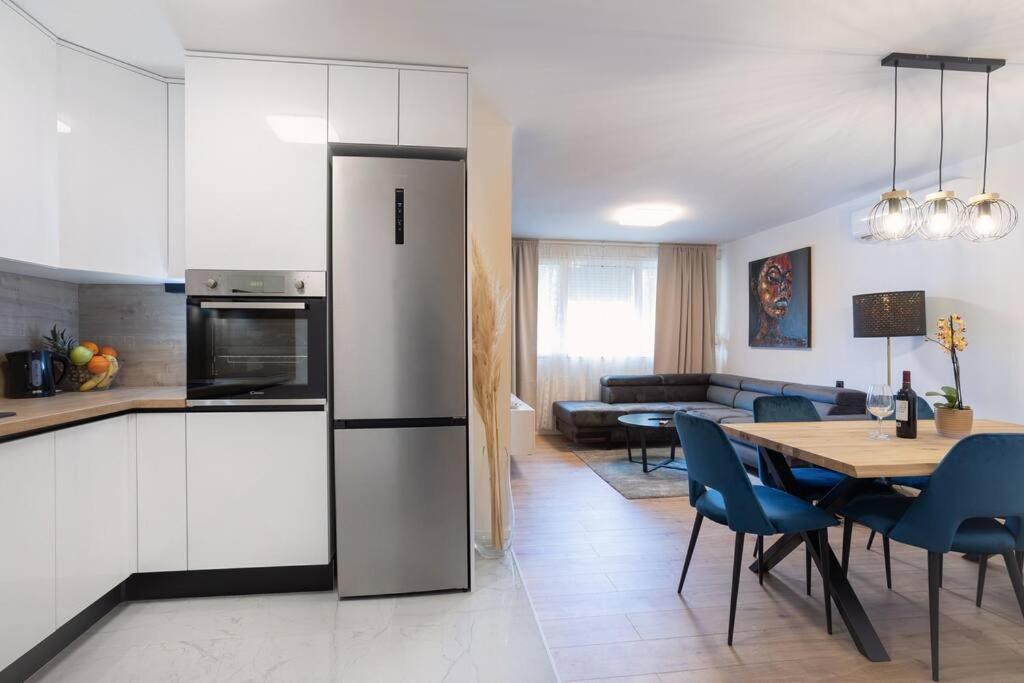 Apartment Glow Сплит Экстерьер фото